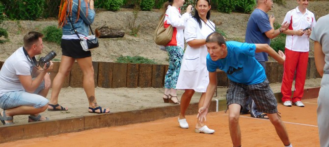 Piknik rodzinny oraz otwarcie toru do gry w bocce w DPS w Kozienicach