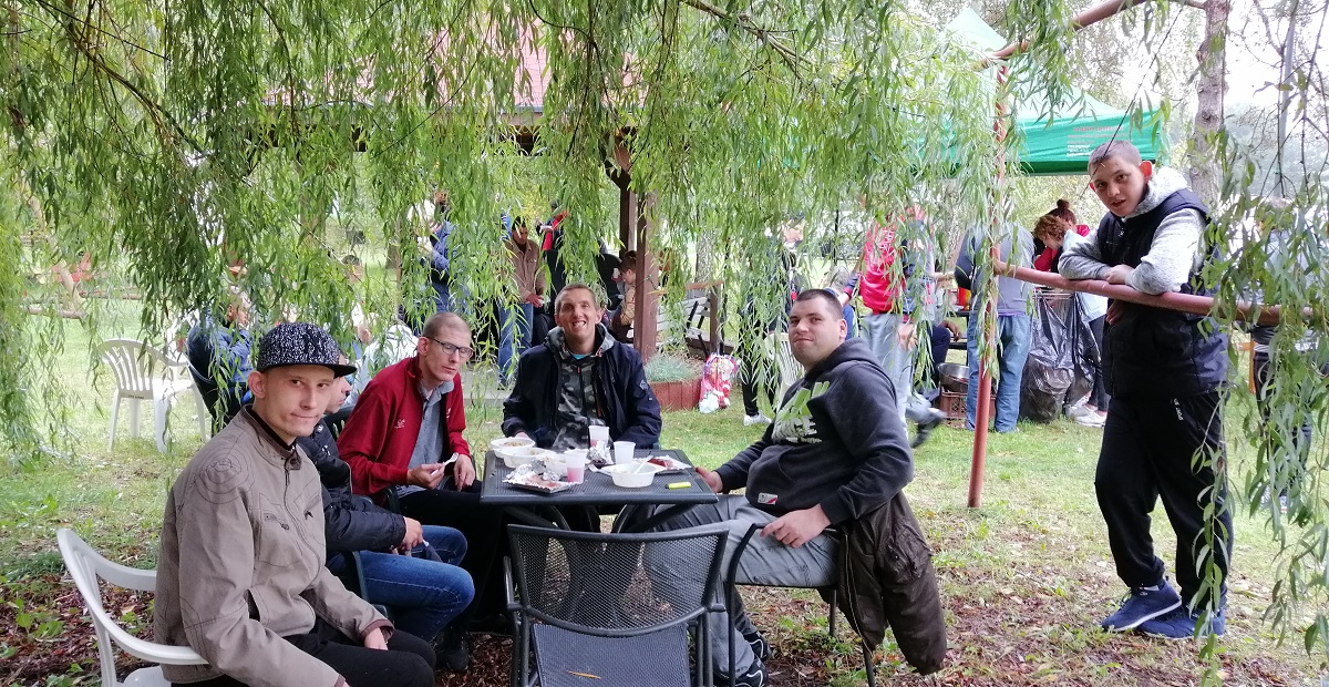 V Turniej Tenisa Stołowego w Domu Pomocy Społecznej w Gródku