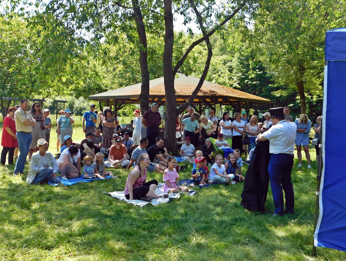 Piknik integracyjny w Nadleśnictwie Dobieszyn