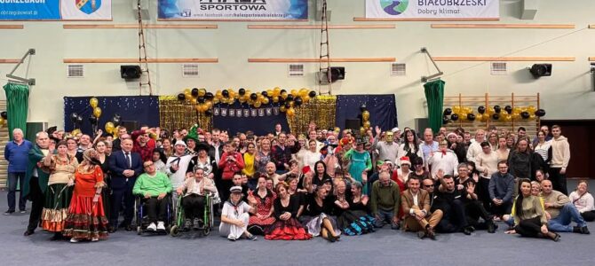 22 listopada 2024 r. – Integracyjny Bal Andrzejkowy zorganizowany przez Środowiskowy Dom Samopomocy w Jasionnie