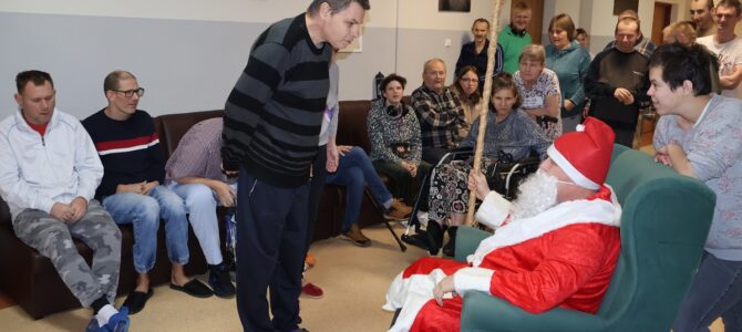 6 grudnia 2024 r. – Mikołajki w naszym Domu 🎅🎁