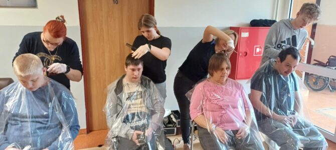 4 lutego 2025 r. – przygotowania do Balu NIGHT TO SHINE czas zacząć 💇‍♀️💇‍♂️👔👗