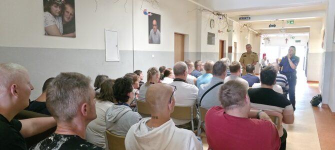 29 lipca 2026 r. – Mundurowi z ważną misją: O pożarach i bezpieczeństwie w DPS 👮‍♀️👨‍🚒